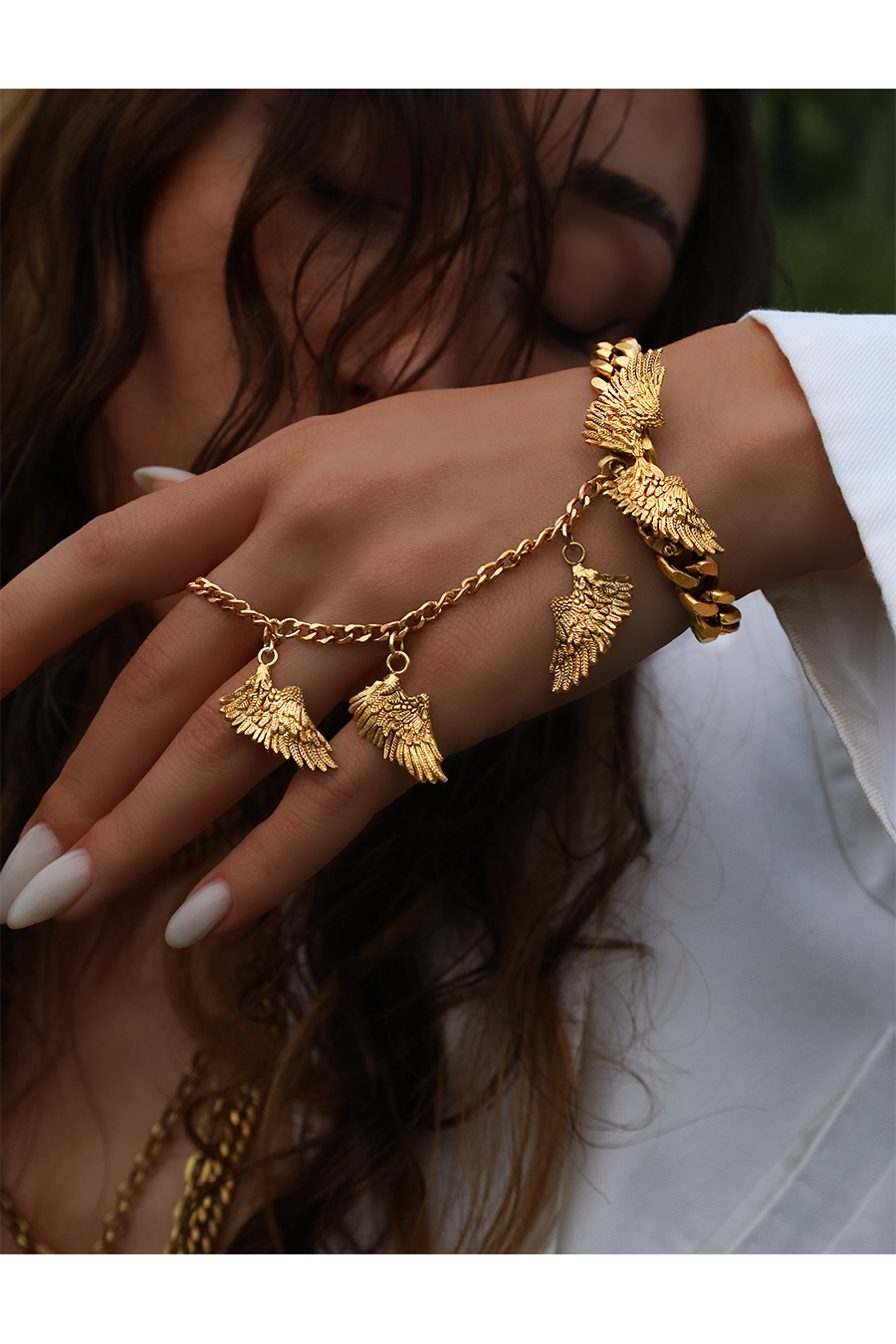 FEATHER GOLD HAND CHAIN BRACELET