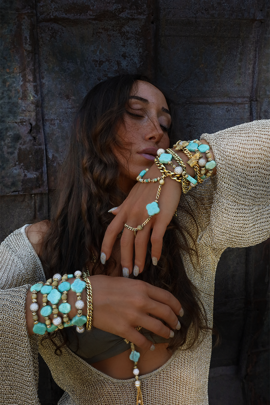 SEAMRAG GEMSTONE BRACELET