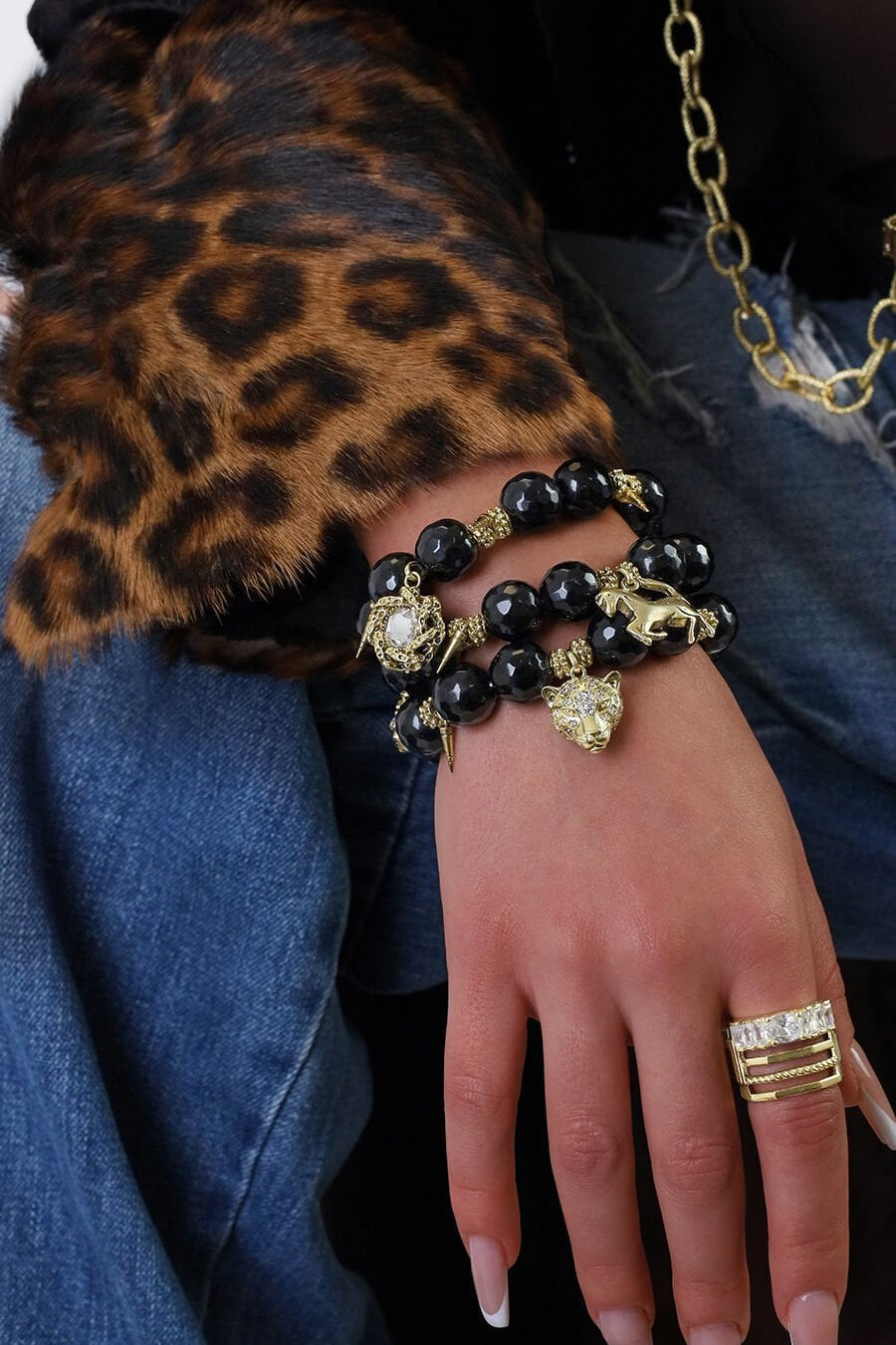 NOXELIA ONYX CUFF BRACELET