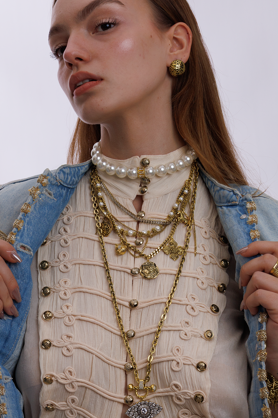 ORNEA CHARM NECKLACE