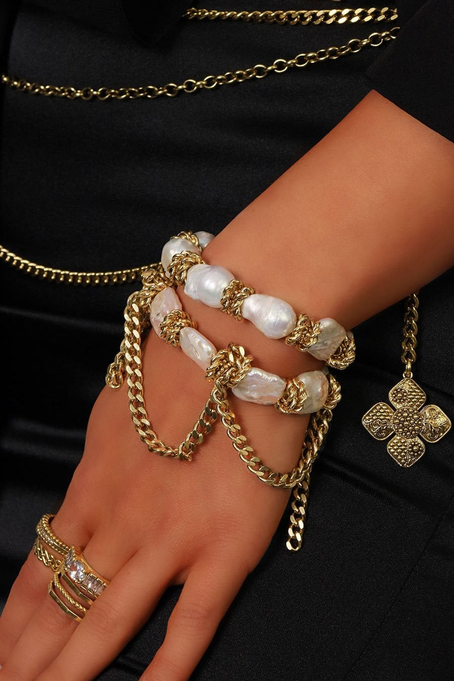 RESPLANDOR BAROQUE PEARL BRACELET