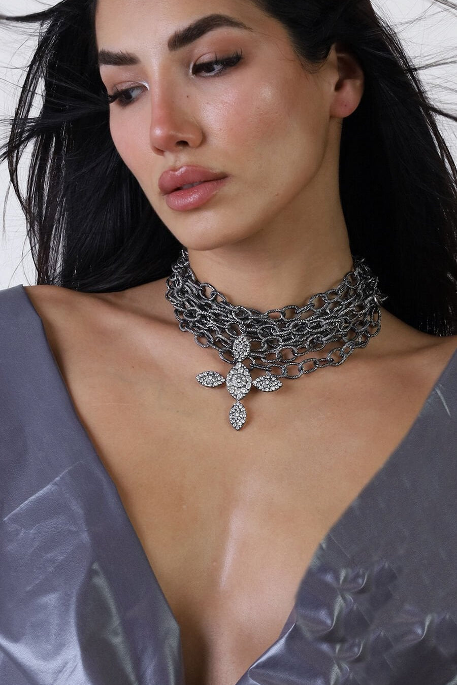 STREGA MULTI CHAIN PENDANT NECKLACE