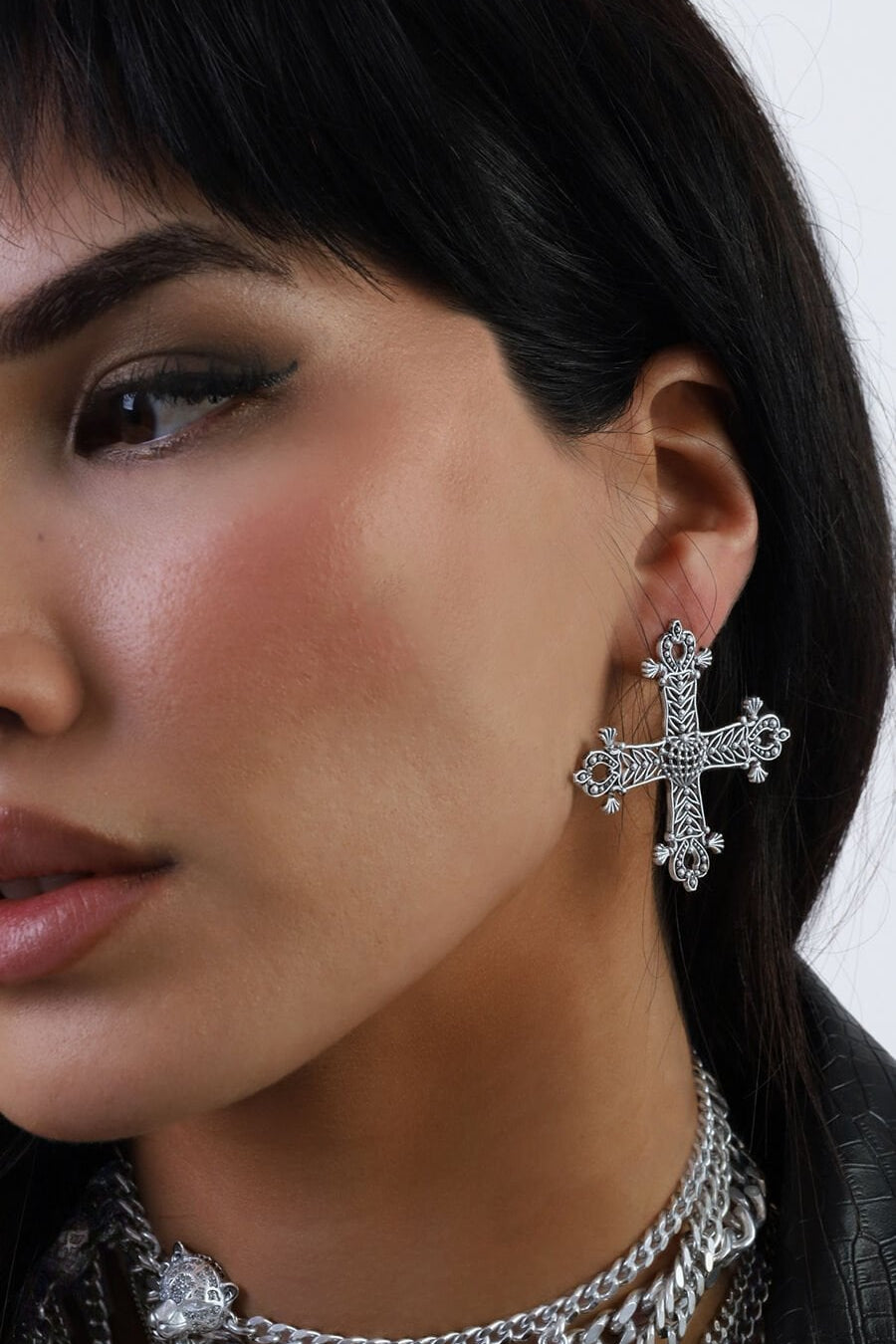 THRESH STUD EARRINGS