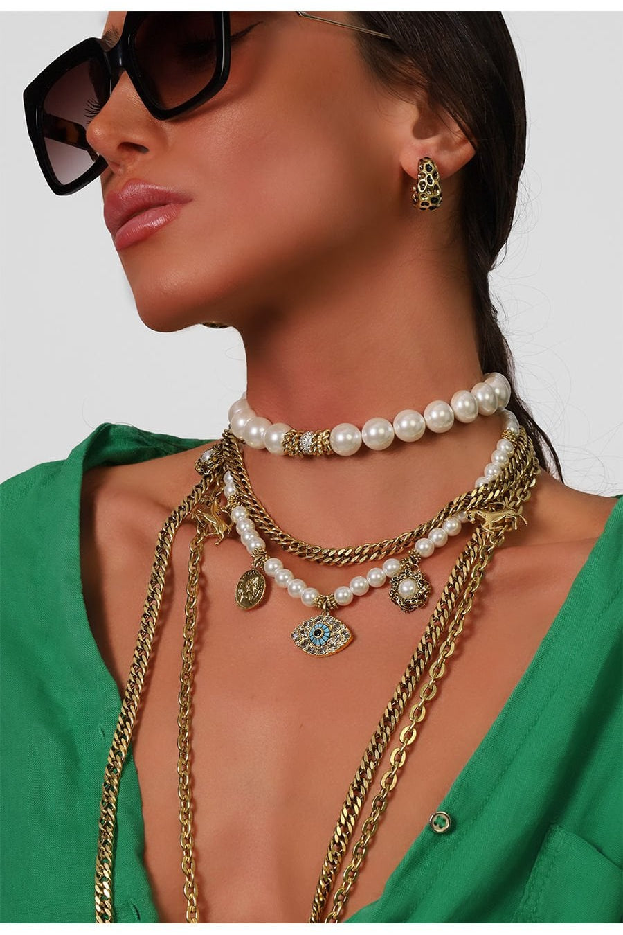 VIAJE PEARL CHARM NECKLACE